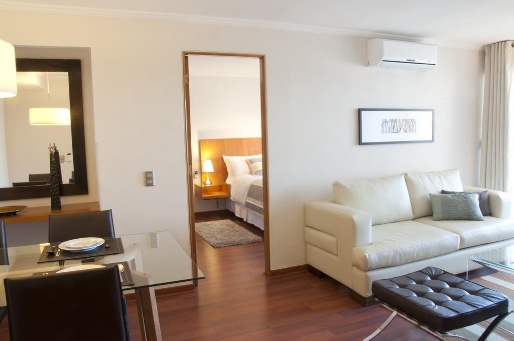 Time Stay - Essential Apartments Santiago Buitenkant foto