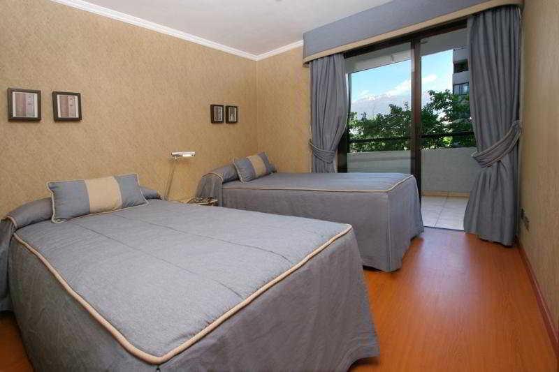 Time Stay - Essential Apartments Santiago Buitenkant foto
